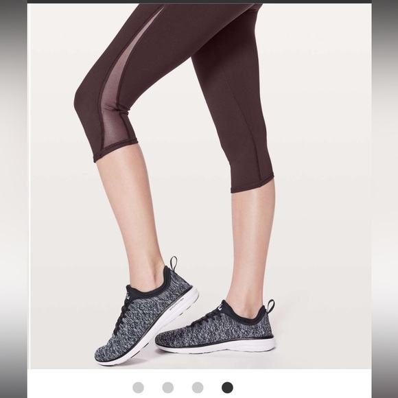 Lululemon Train Times Crop 17"  Size 10 - Picture 4 of 12